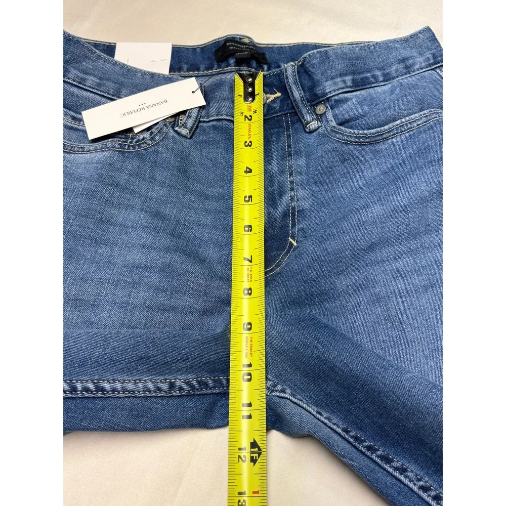 NWT Banana Republic Travel Athletic Tapered Jeans Vintage‎ Blue Mens 30x32